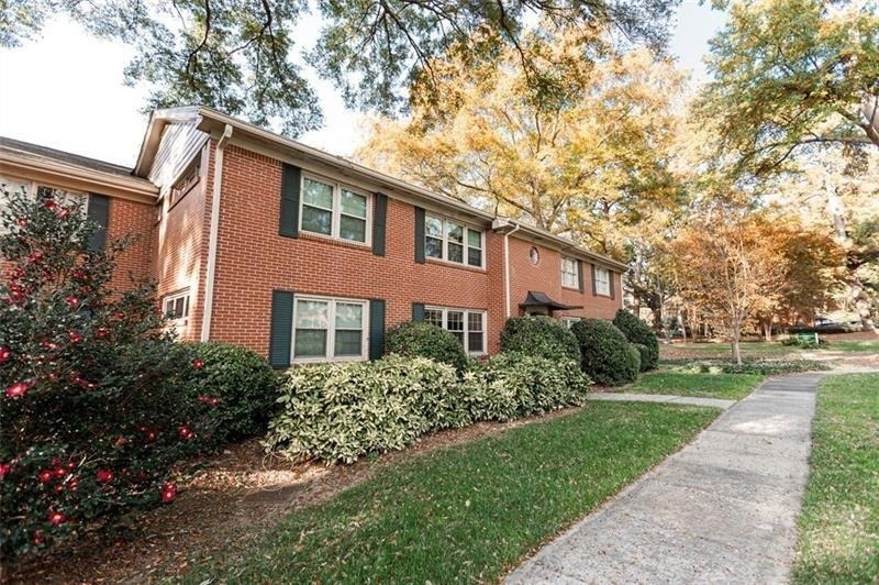 425 Lindbergh Drive Ne - Photo 0