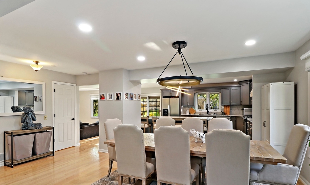 196 Rosedale Court - Photo 5