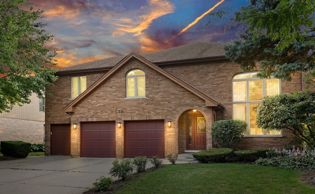 196 Rosedale Court - Photo 0