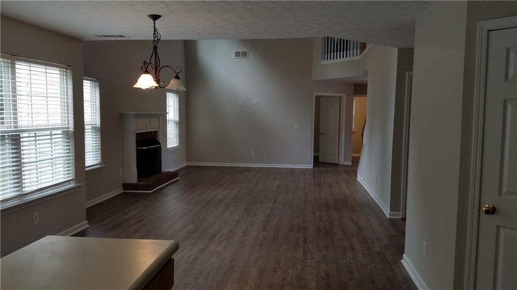 3652 Roxfield Drive - Photo 6