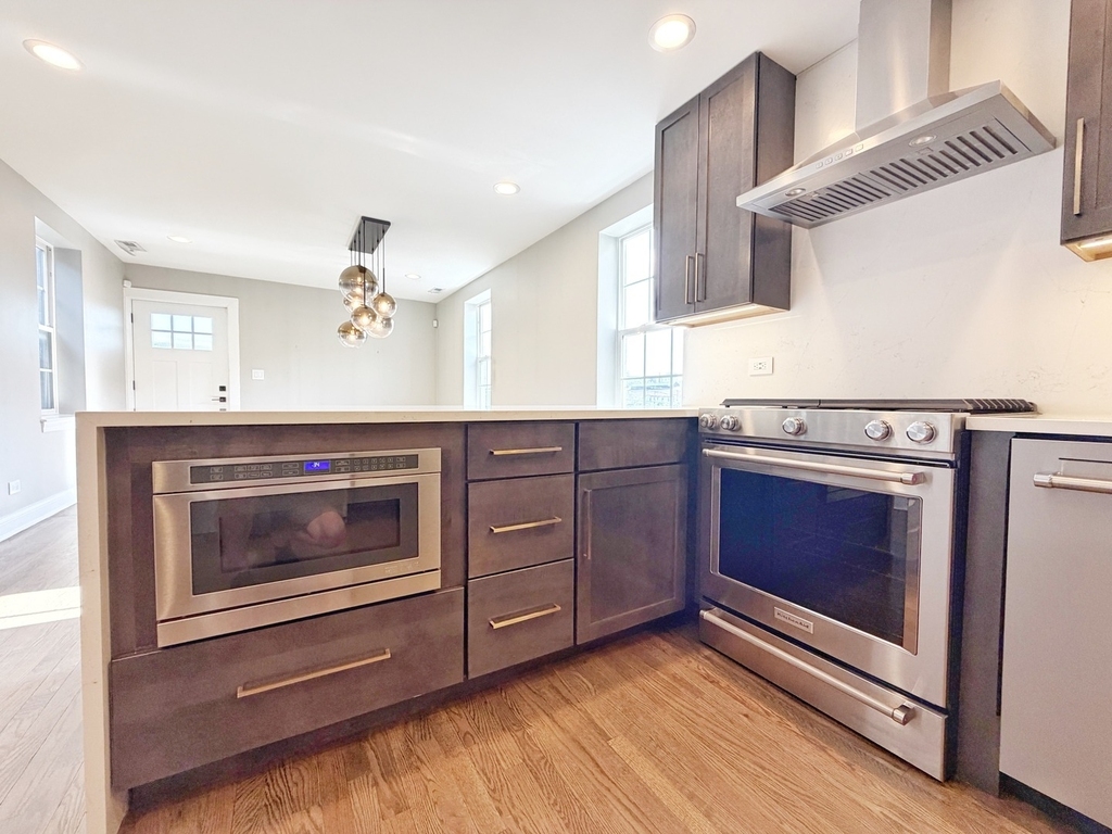 2427 W Grenshaw Street - Photo 28