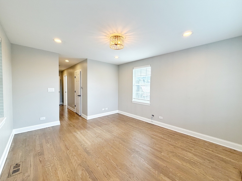 2427 W Grenshaw Street - Photo 7