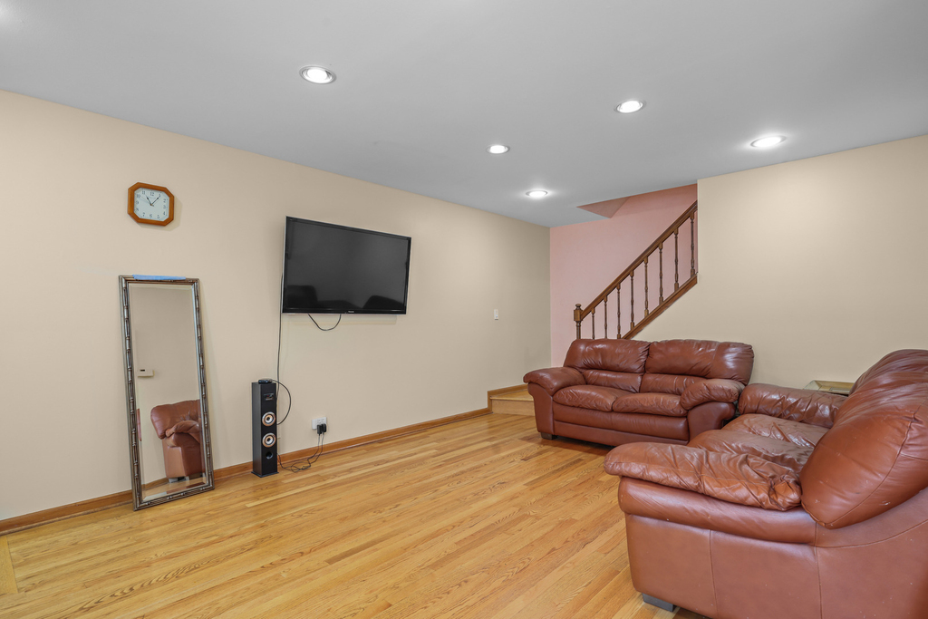 334 Plumwood Court - Photo 2