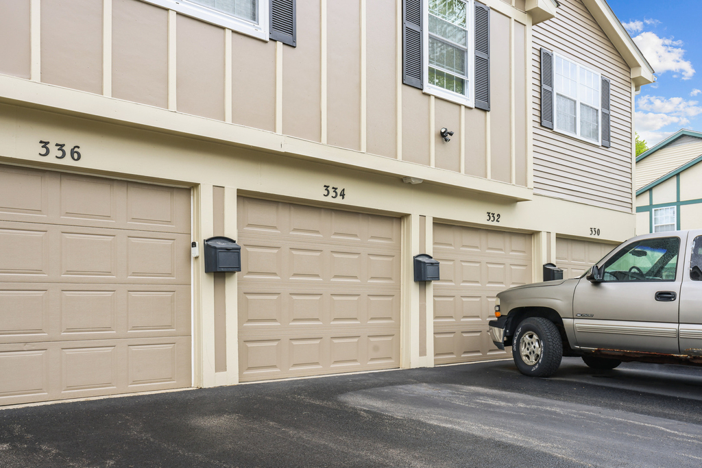 334 Plumwood Court - Photo 1