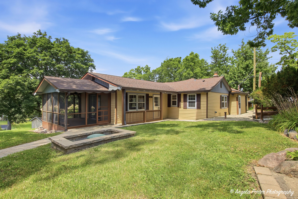 38624 N Miller Road - Photo 0