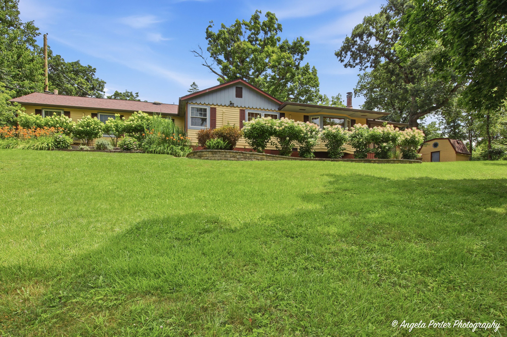 38624 N Miller Road - Photo 1