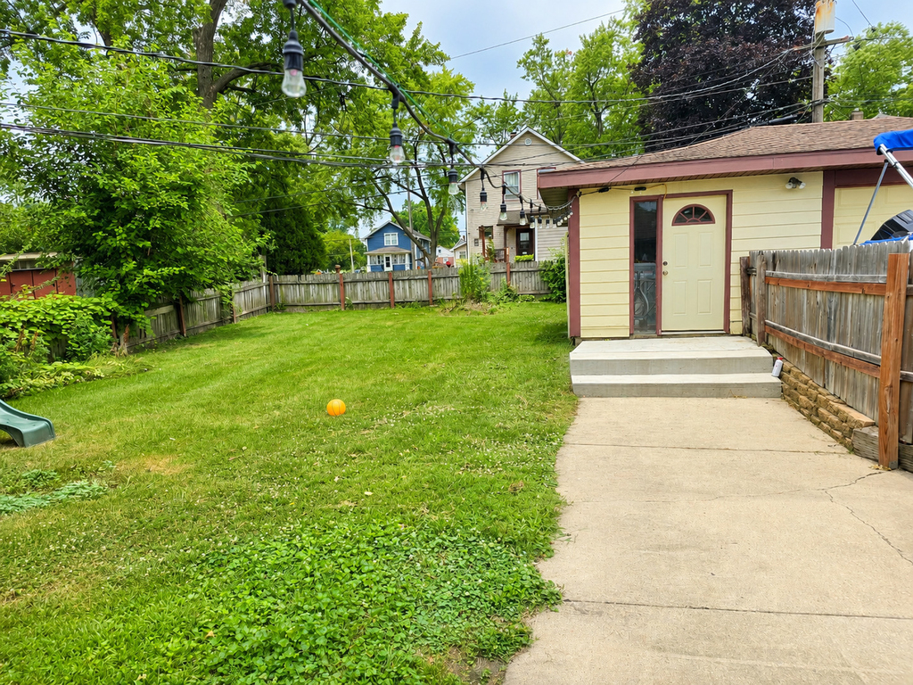 17 California Avenue - Photo 9