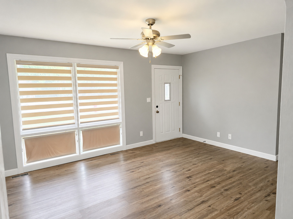 17 California Avenue - Photo 2