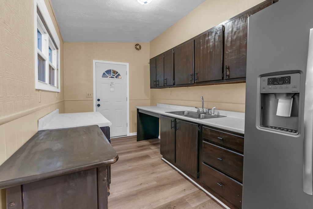 870 Taylor Avenue - Photo 7