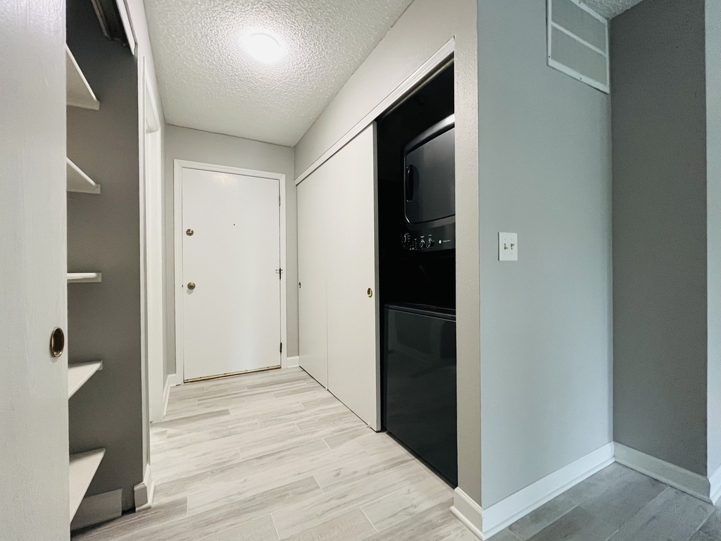 520 Biesterfield Road - Photo 24
