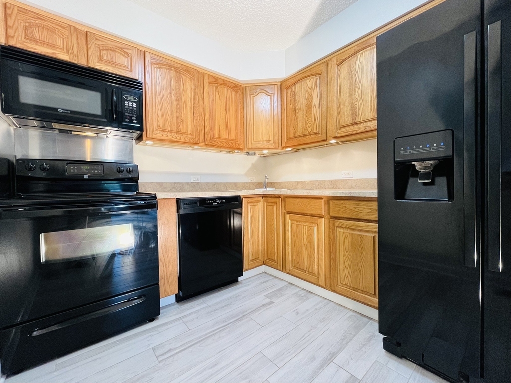 520 Biesterfield Road - Photo 6