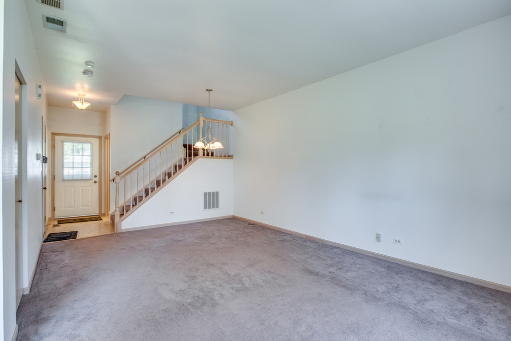 1216 Arapaho Court - Photo 3