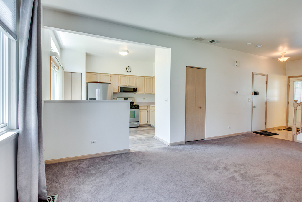 1216 Arapaho Court - Photo 4