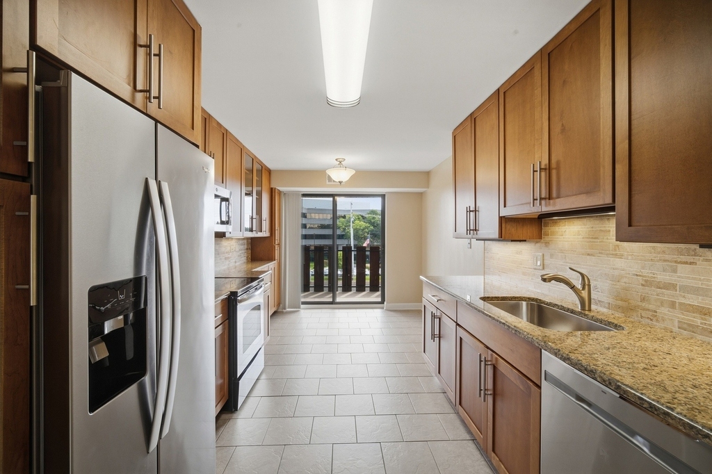 1655 Lake Cook Road - Photo 8