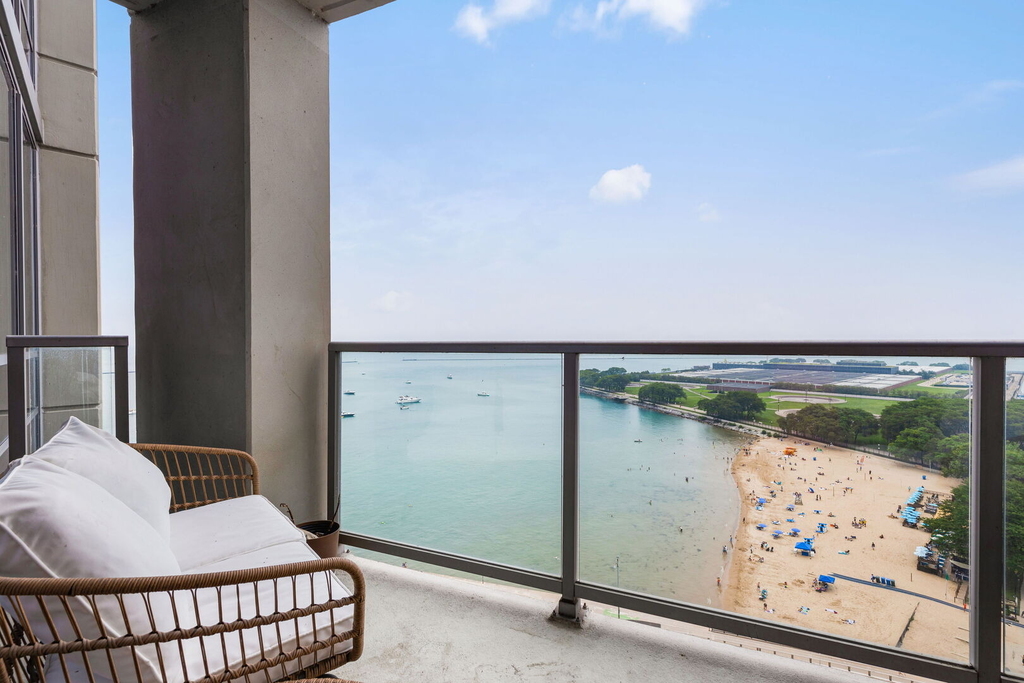 600 N Lake Shore Drive - Photo 17