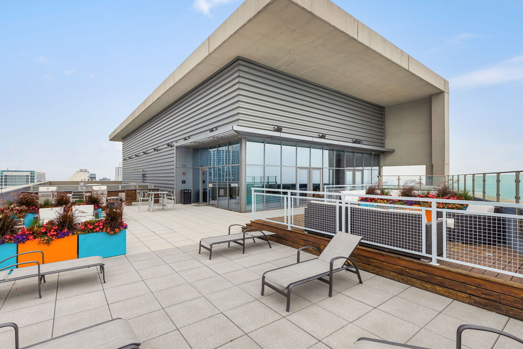 600 N Lake Shore Drive - Photo 22