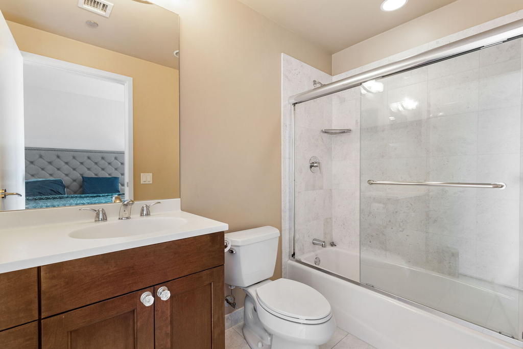 600 N Lake Shore Drive - Photo 21