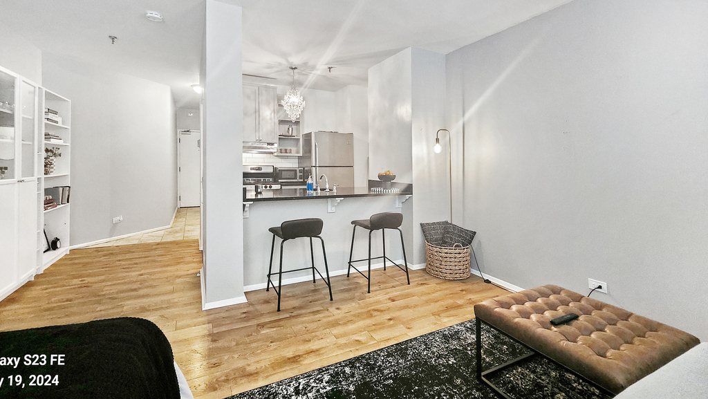 640 S Federal Street - Photo 2