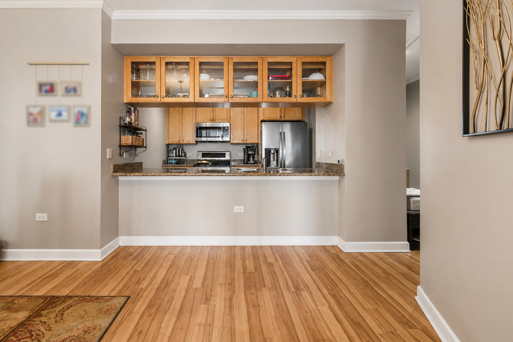 1335 S Prairie Avenue - Photo 3