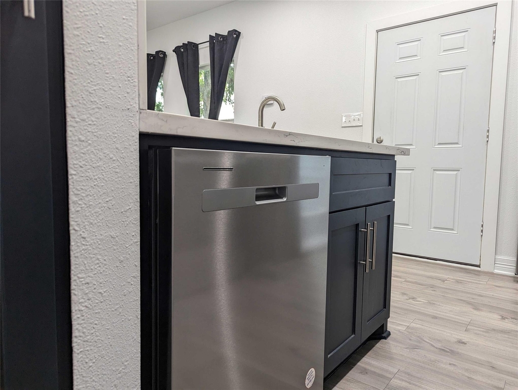 4711 Rusk Street - Photo 8