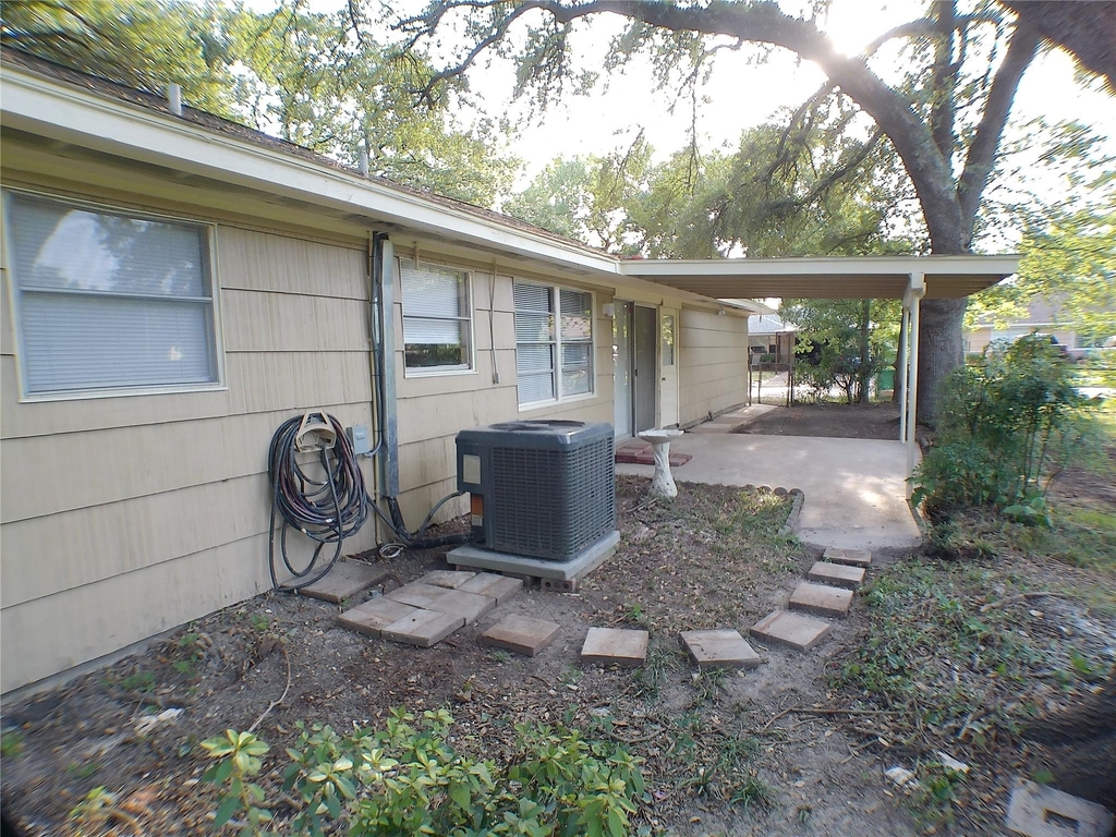 601 Fresa Road - Photo 35