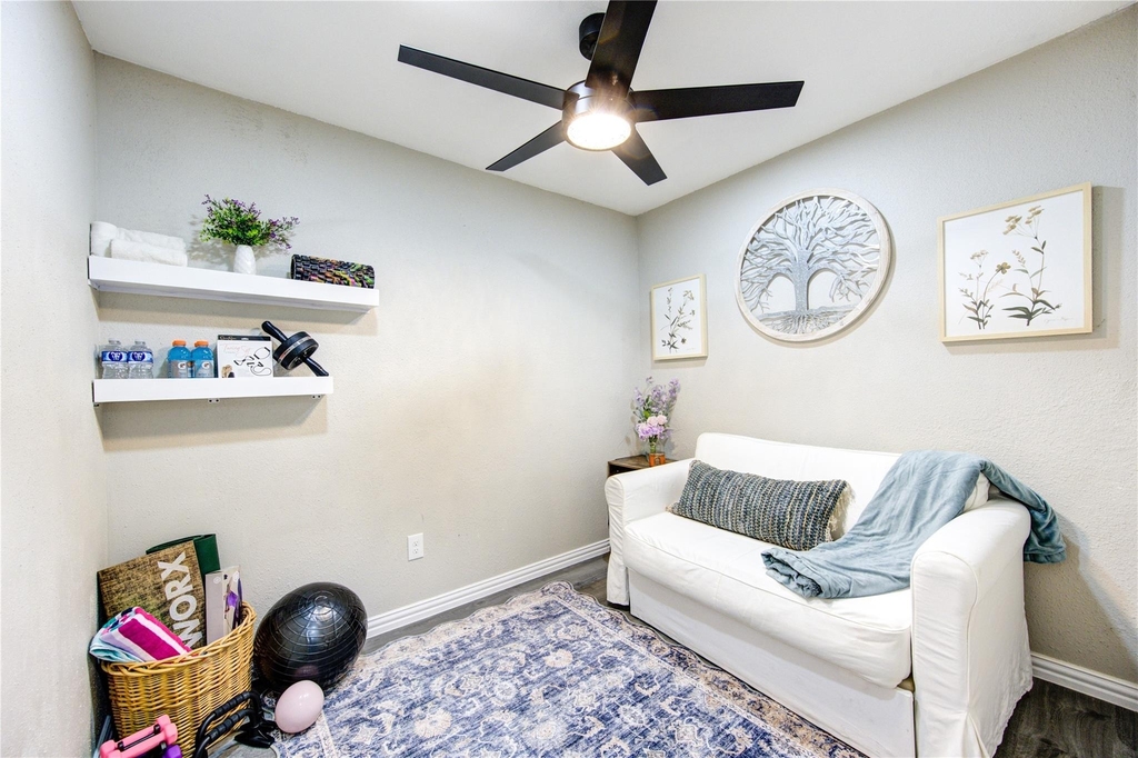 7373 Antoine Drive - Photo 9