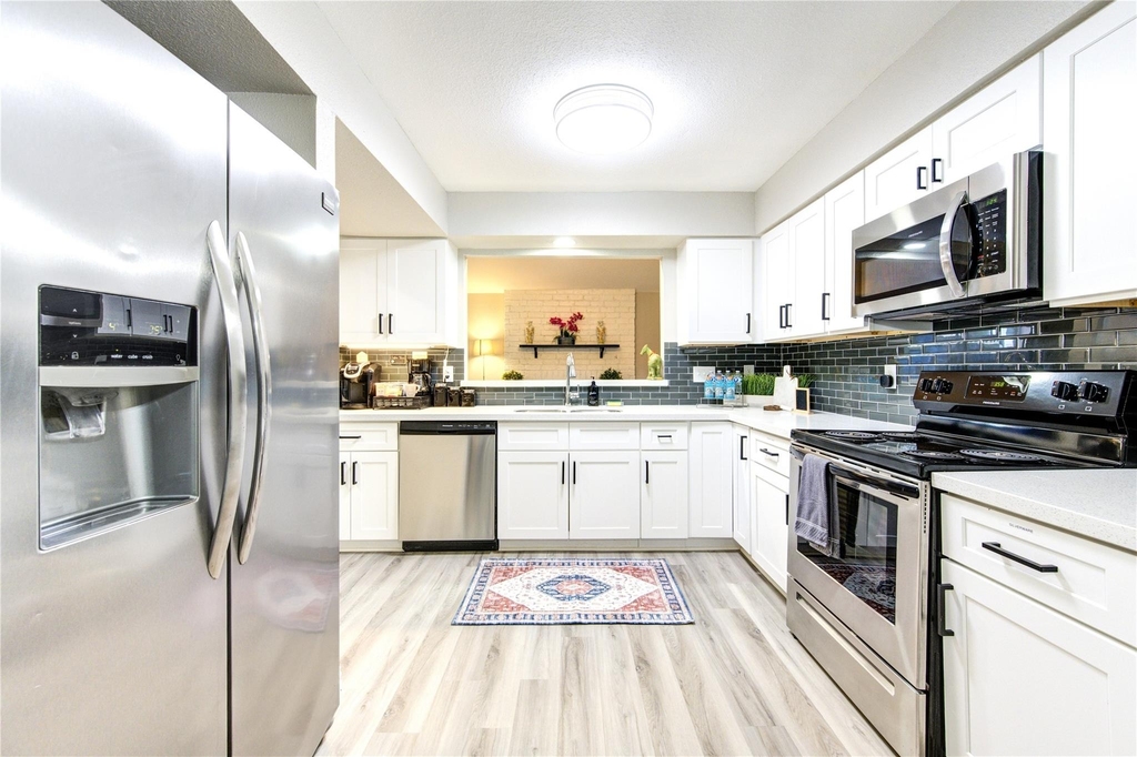 7373 Antoine Drive - Photo 5