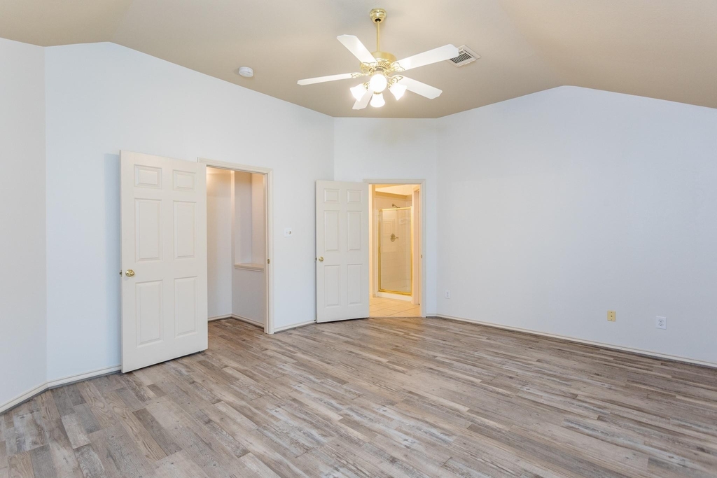 4839 Taylor Lake Court - Photo 20