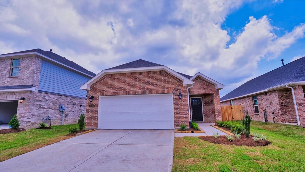 31335 Spotted Saddle Hollow - Photo 0