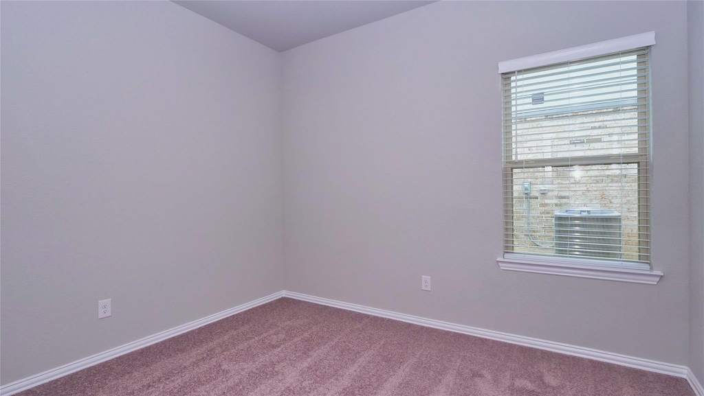 31335 Spotted Saddle Hollow - Photo 10