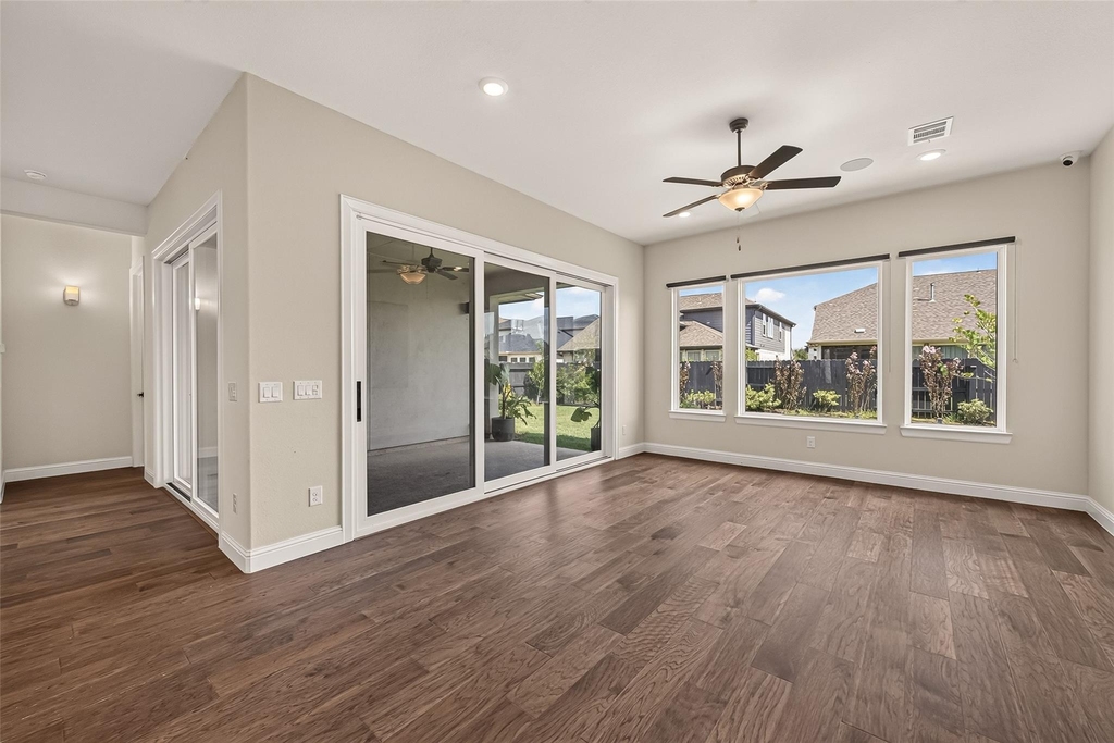 616 Cape Capri Drive - Photo 8