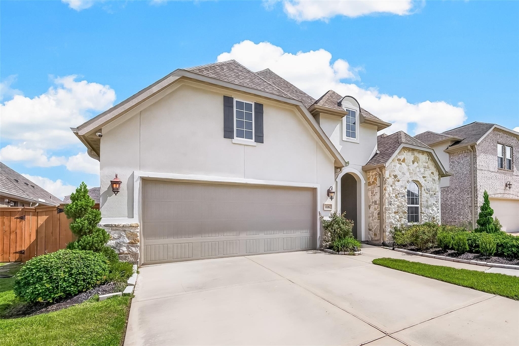 616 Cape Capri Drive - Photo 1