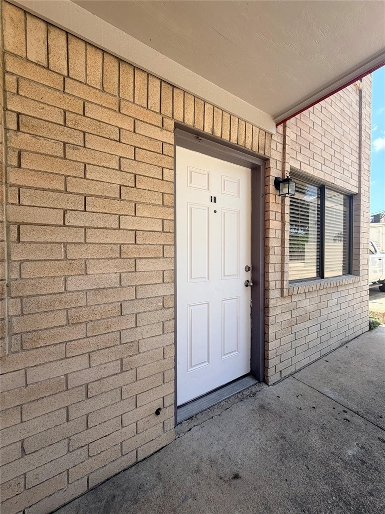 1410 Blalock Road - Photo 3