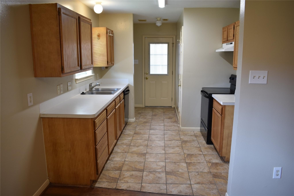 5314 Tallowpine Terrace - Photo 8