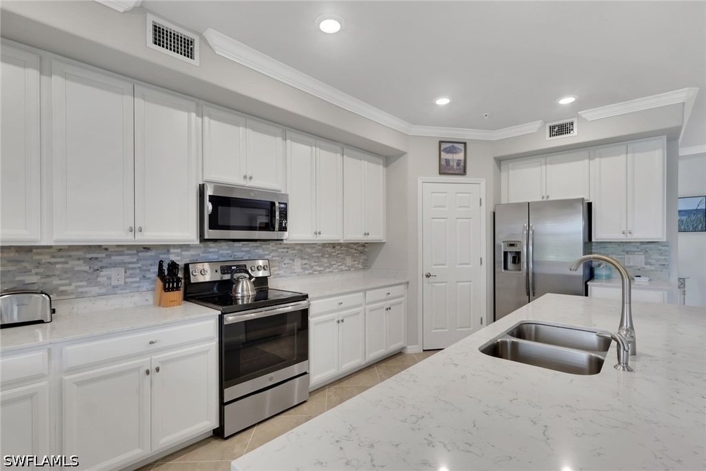 17270 Cherrywood Court - Photo 4