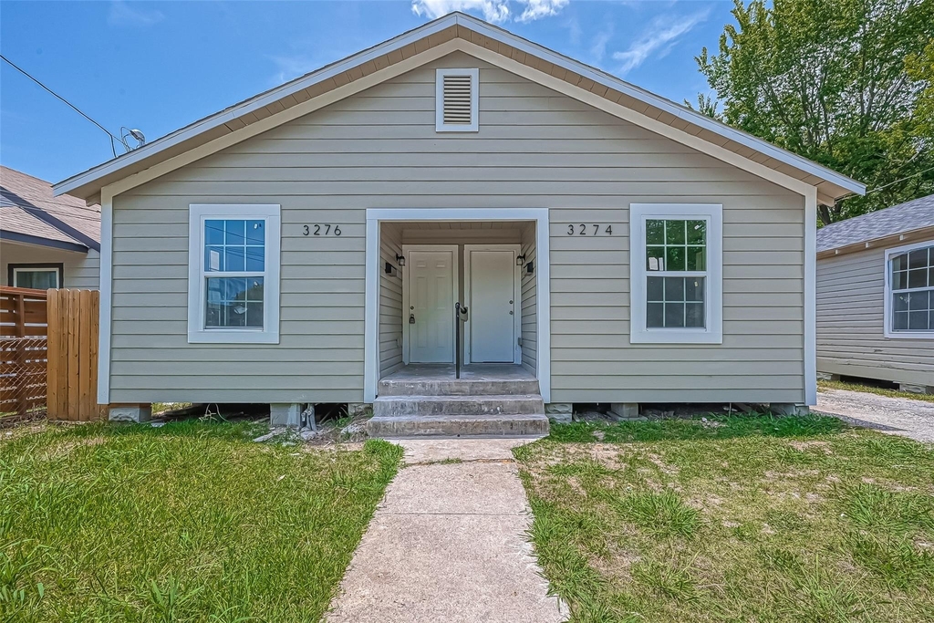 3270 Reeves Street - Photo 2