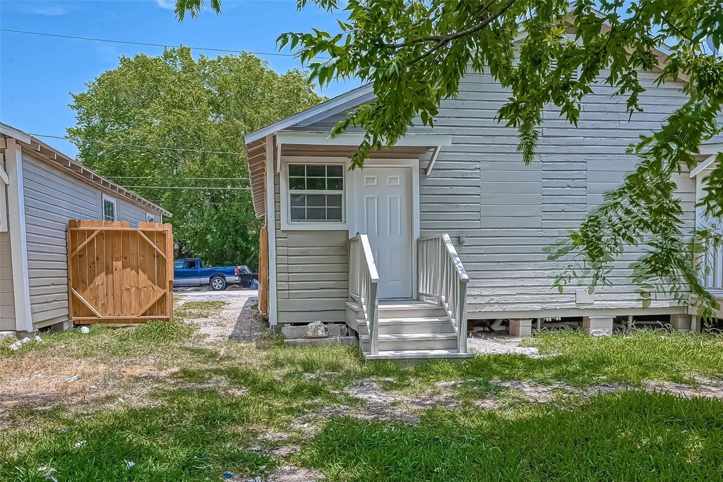 3270 Reeves Street - Photo 14
