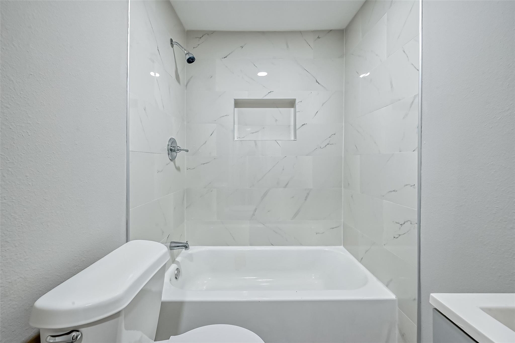 3270 Reeves Street - Photo 11