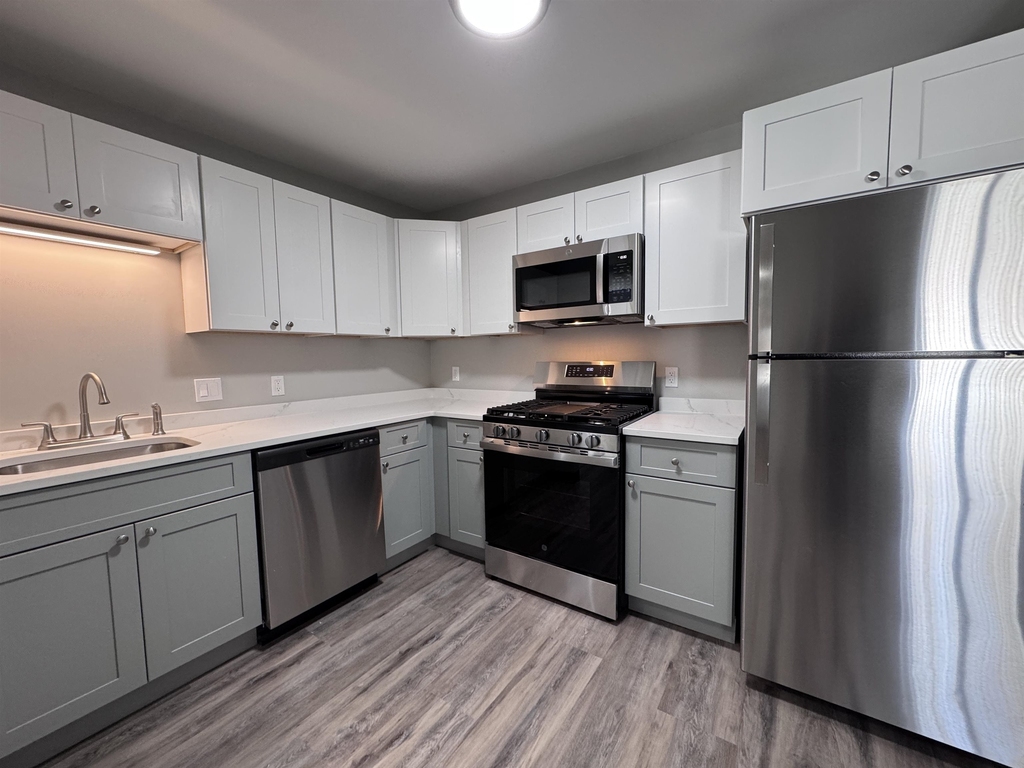 379 Huse - Photo 11