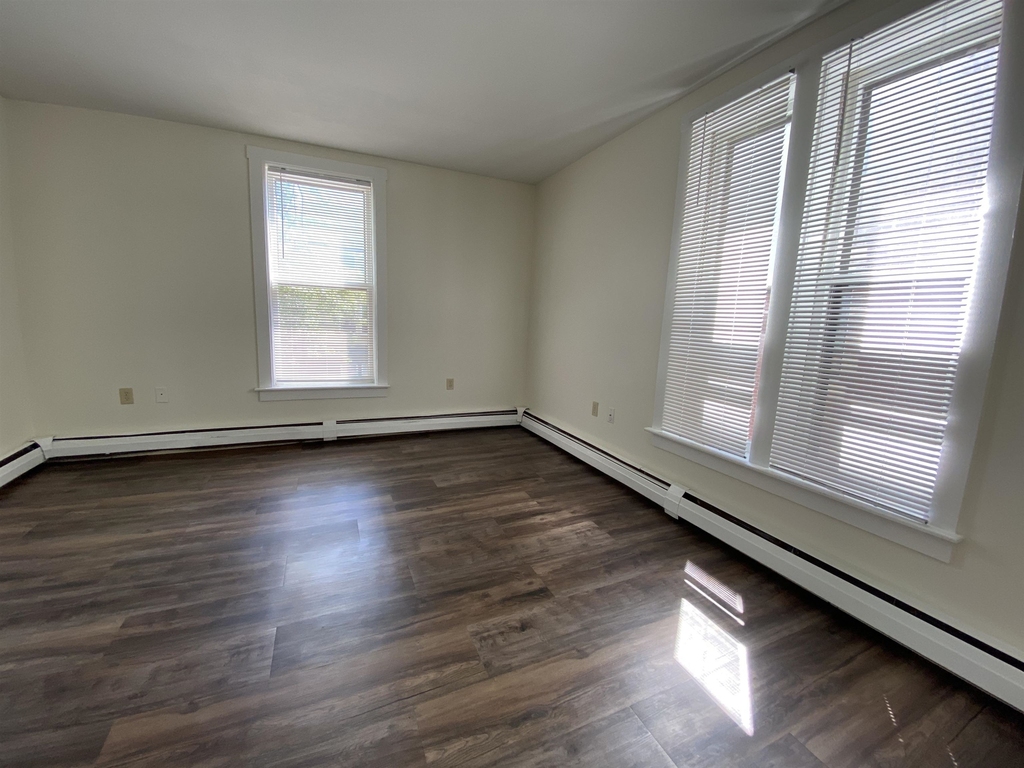 616 Union - Photo 17