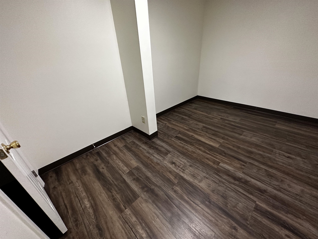 129 Second - Photo 24