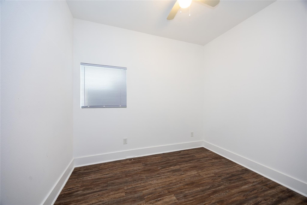 10930 Exeter Street - Photo 10