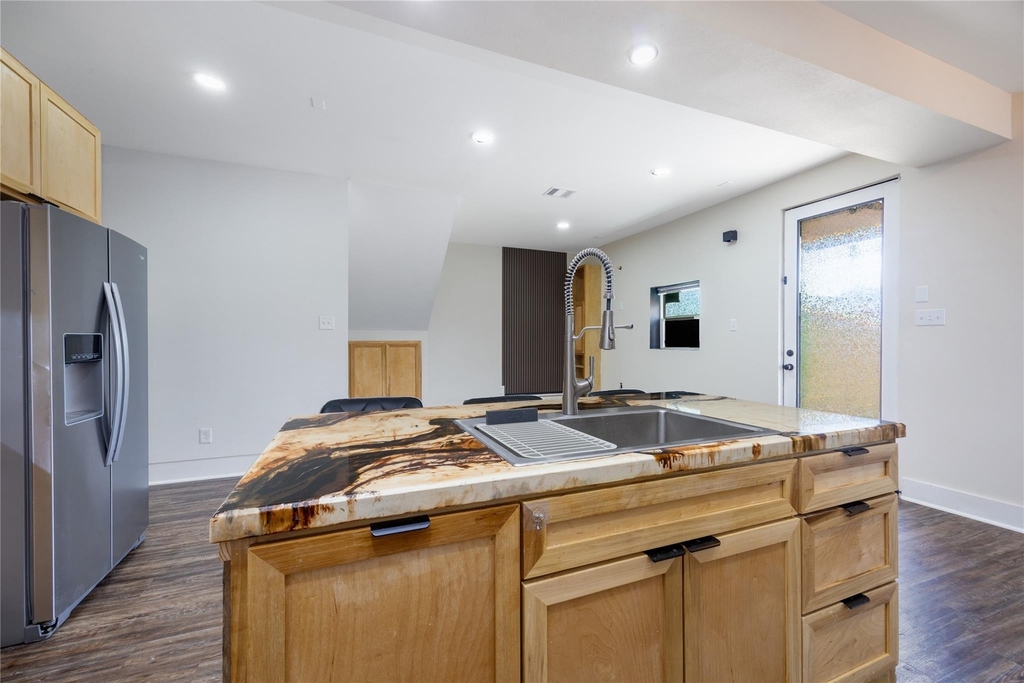 10930 Exeter Street - Photo 7
