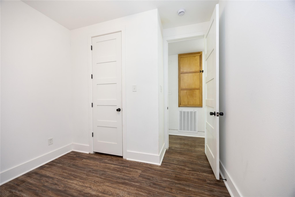 10930 Exeter Street - Photo 11