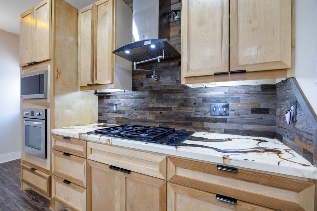 10930 Exeter Street - Photo 6