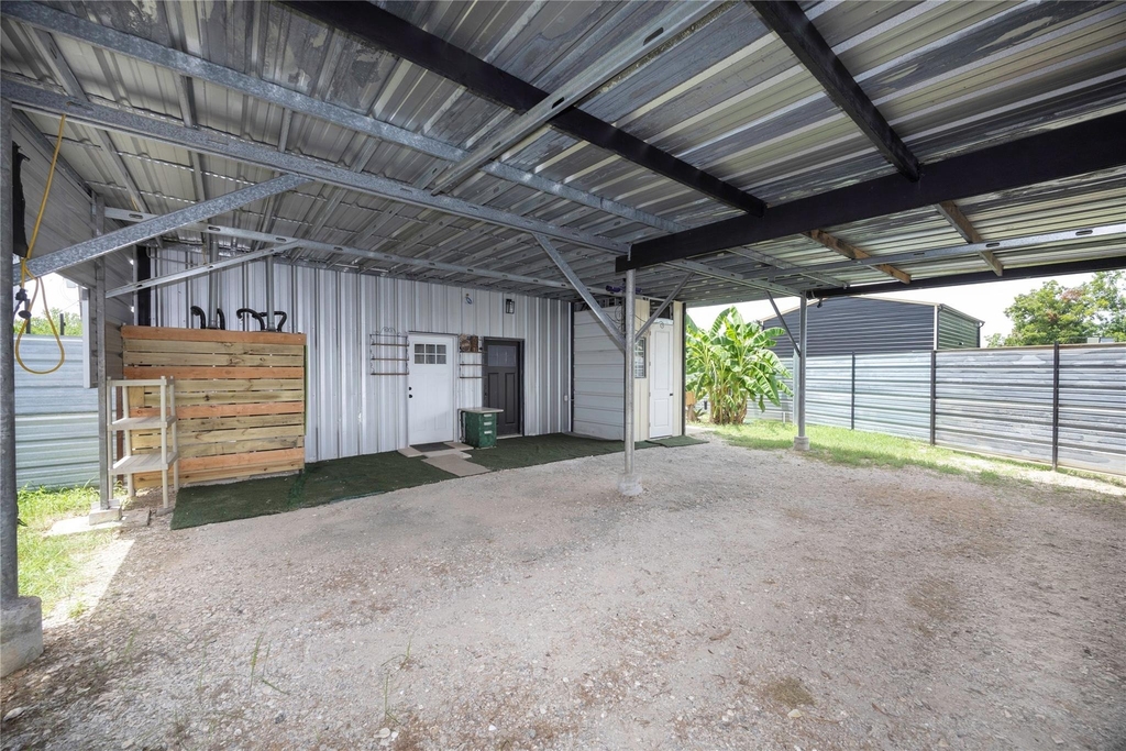 10930 Exeter Street - Photo 23
