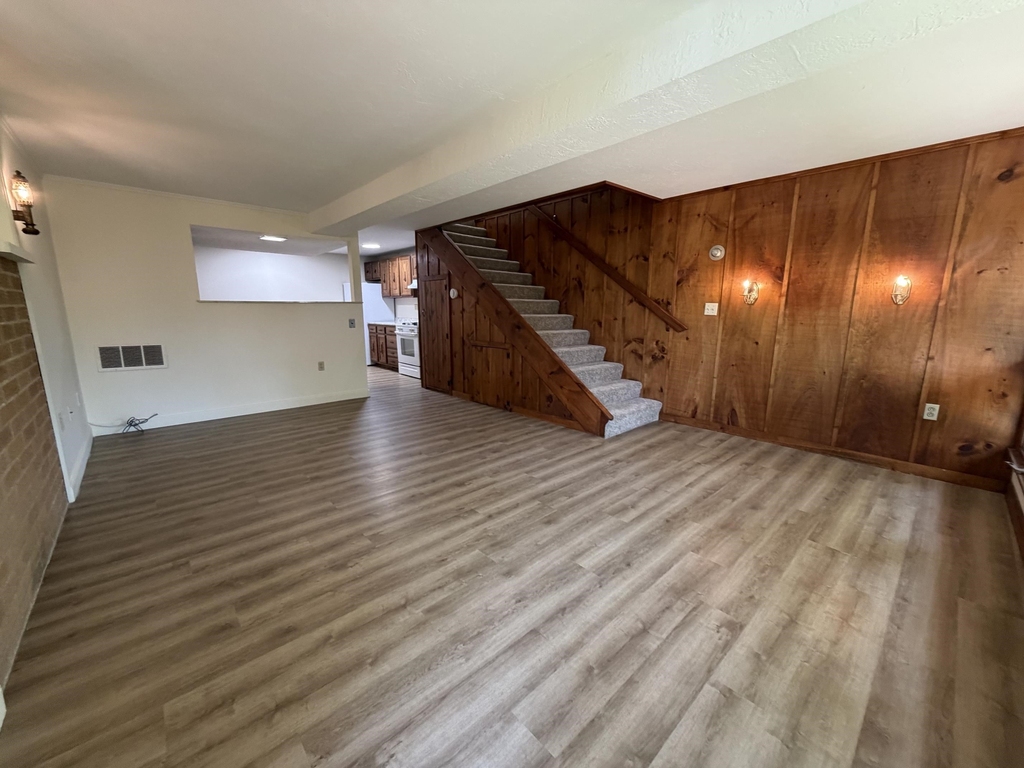 56 Westville - Photo 4