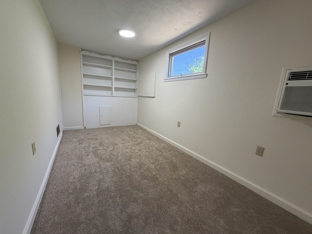56 Westville - Photo 17