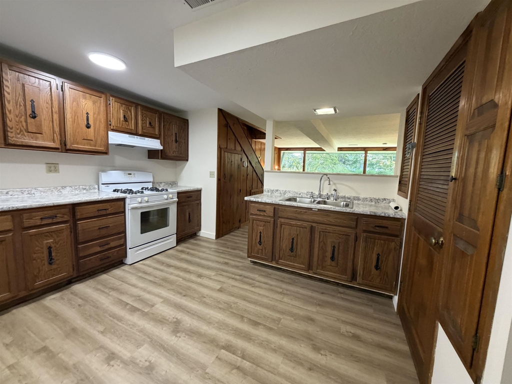 56 Westville - Photo 10