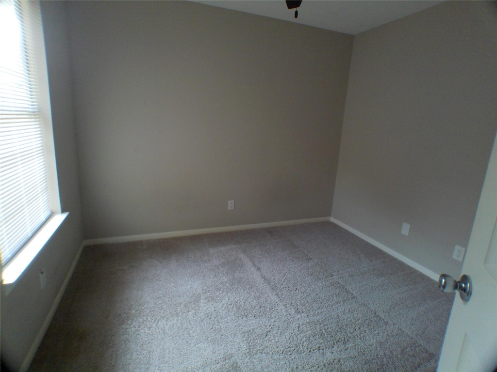 4422 Haiti Lane - Photo 14